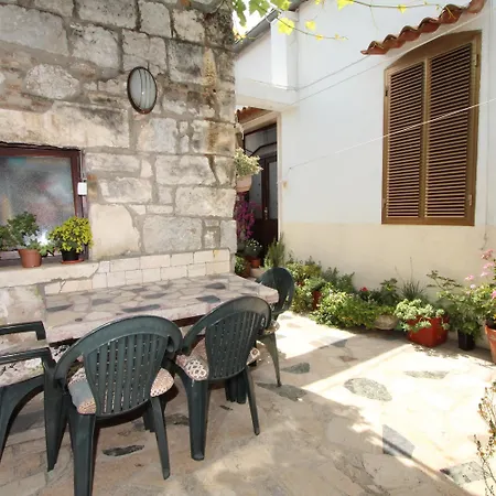 Riki Διαμέρισμα