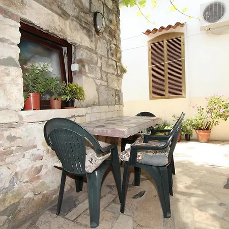 Apartment Riki *